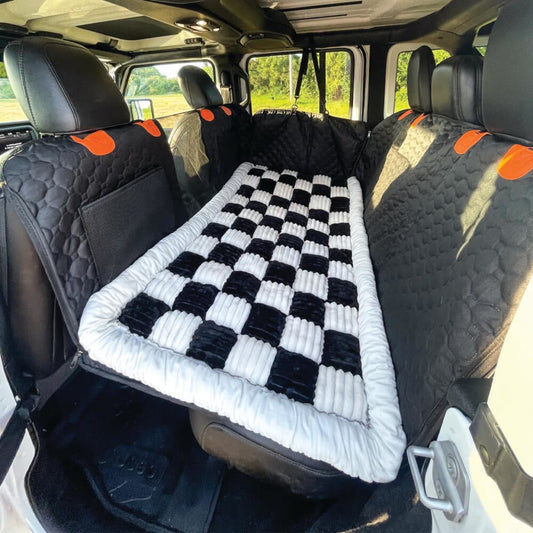 Zoonail Travel Dog Bed™